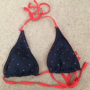 Tommy Hilfiger bikini top ☀️